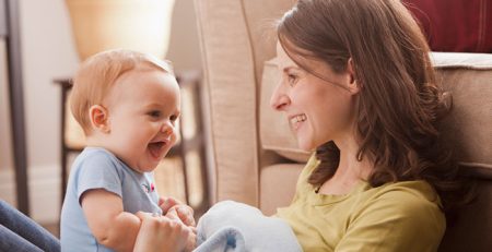 Малышу еще до рождения можно улучшить слух