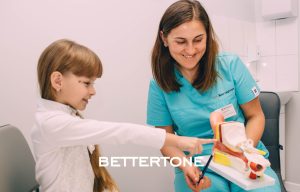 кохлеарный имплант Беттертон фото