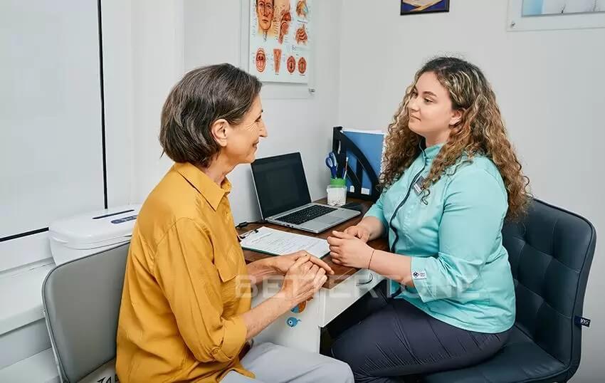 Романович Наталия Юрьевна ЛОР лікар Романович (Підтоптана) Наталія Юріївна