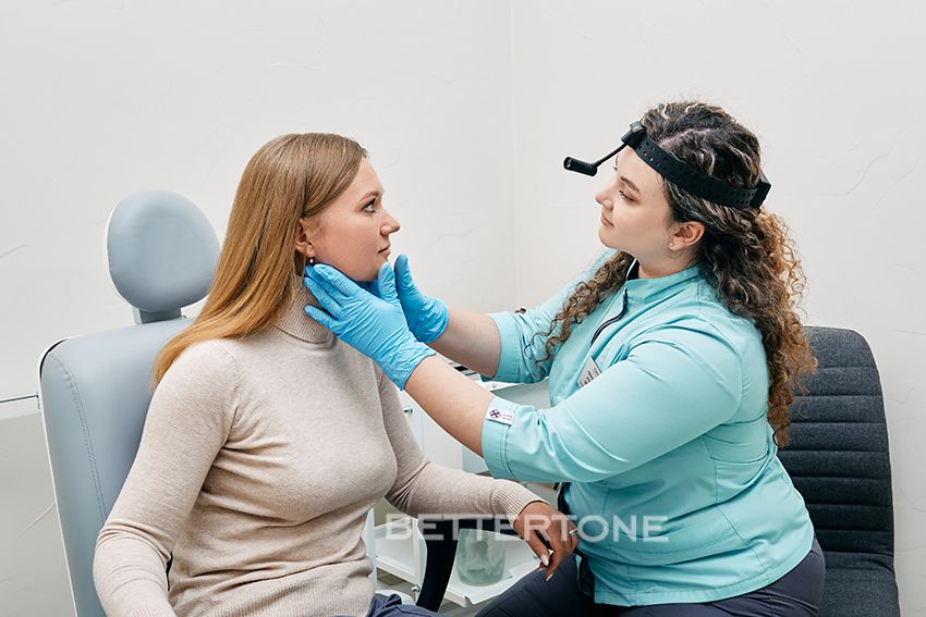 Романович Наталия Юрьевна ЛОР лікар Романович (Підтоптана) Наталія Юріївна