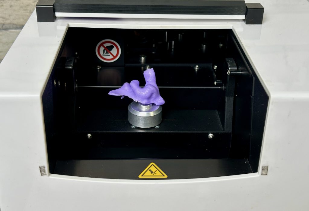 Виготовлення корпусів внутрішньовушних слухових апаратів